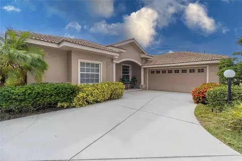 4802 Three Oaks Blvd, Sarasota, FL 34233