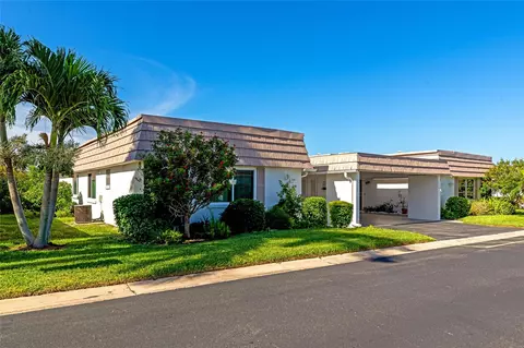 2306 Riverbluff Pkwy #258, Sarasota, FL 34231