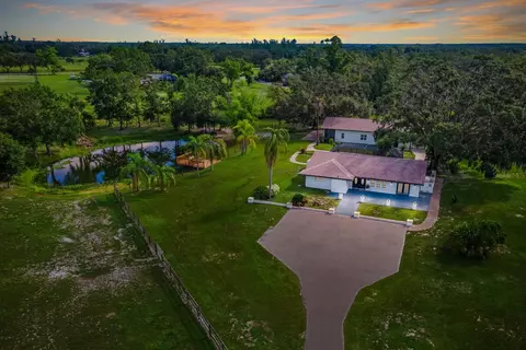 7220 Westwood Way, Sarasota, FL 34241