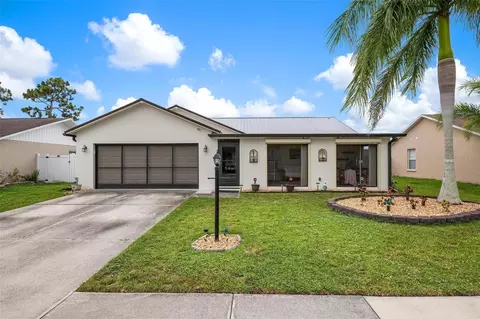 4121 Palau Dr, Sarasota, FL 34241