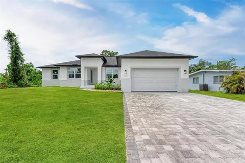 1111 Euclid Rd, Venice, FL 34293
