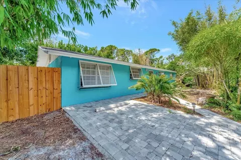 691 Ponderosa Rd, Venice, FL 34293