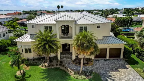 560 Putter Ln, Longboat Key, FL 34228