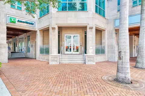 1350 Main St #1010, Sarasota, FL 34236