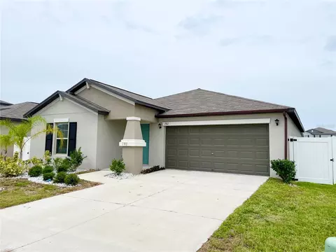 782 8th St NW, Ruskin, FL 33570