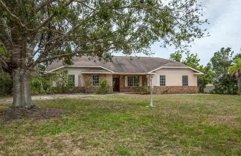 665 Gillespie St, Englewood, FL 34223