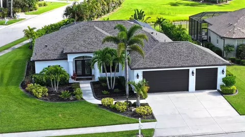 8901 Bernberry St, Sarasota, FL 34240