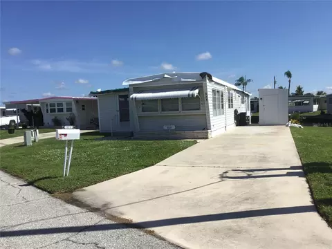 525 Clarion Pl, North Port, FL 34287