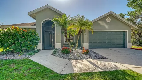 5007 72nd St E, Bradenton, FL 34203