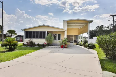 4901 Shore Line Dr, Polk City, FL 33868
