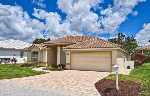 8846 Huntington Pointe Dr, Sarasota, FL 34238