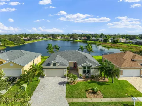 5211 52nd Ave W, Bradenton, FL 34210