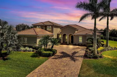 17006 1st Dr E, Bradenton, FL 34212