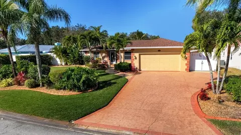 920 76th St NW, Bradenton, FL 34209