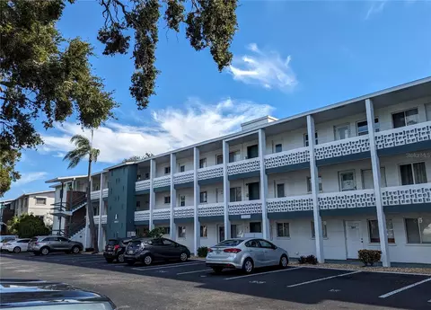 5947 17th St W #A-34, Bradenton, FL 34207