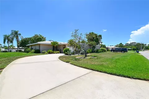 3276 Pinecrest St #505, Sarasota, FL 34239