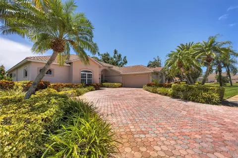8734 Grey Oaks Ave, Sarasota, FL 34238