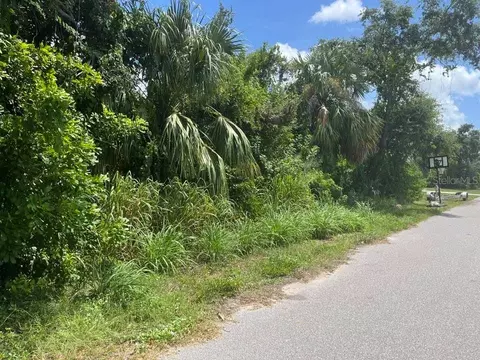 17281 Pheasant Cir, Port Charlotte, FL 33948