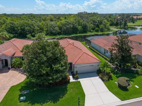 639 Misty Pond Ct, Bradenton, FL 34212