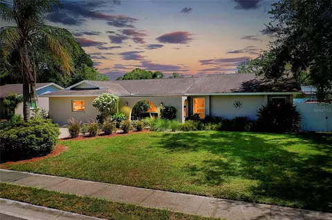 5545 Rollingwood Dr, Sarasota, FL 34232