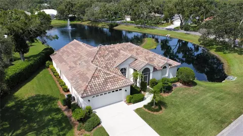 827 Connemara Cir, Venice, FL 34292