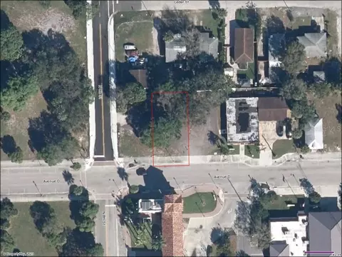 Avenue D, Fort Pierce, FL 34950