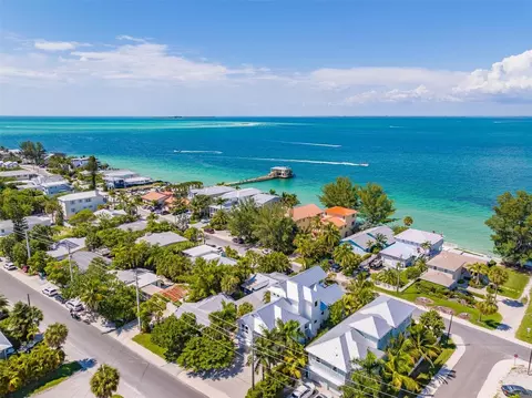 604 N Bay Blvd, Anna Maria, FL 34216