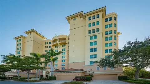 401 N Point Rd #904, Osprey, FL 34229