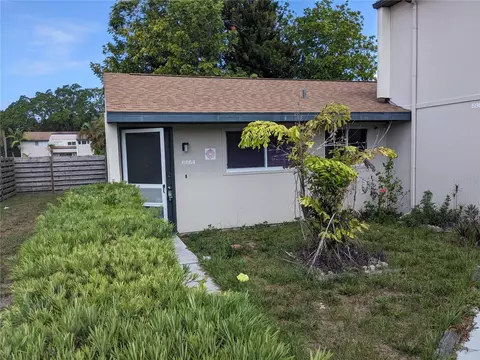6864 Whitman Ct, Sarasota, FL 34243