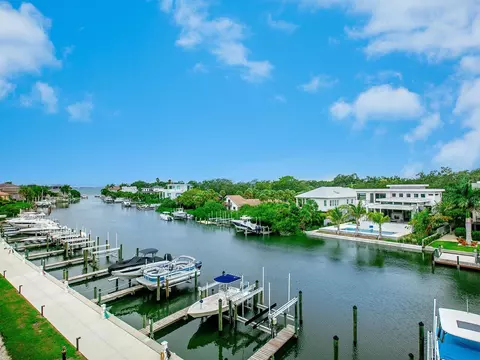 1709 N Tamiami Trl #419A, Sarasota, FL 34234
