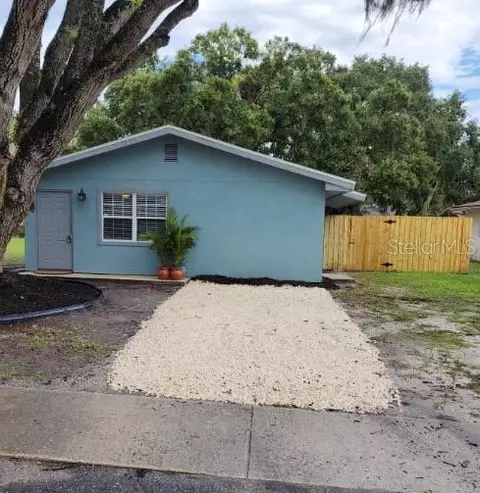 1525 14th Ave E, Bradenton, FL 34208