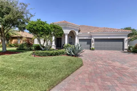 7525 Heritage Grand Pl, Bradenton, FL 34212