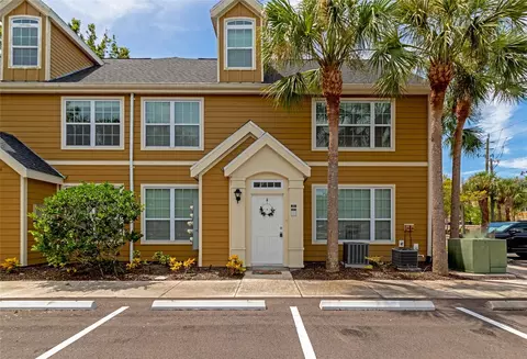5611 Bidwell Pkwy #201, Sarasota, FL 34233