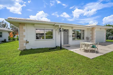 8831 Carlton Ct, North Port, FL 34287
