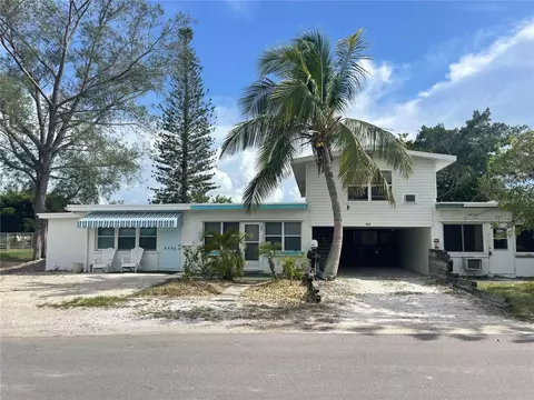 457 62nd St, Holmes Beach, FL 34217