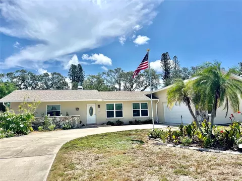 5363 Montclair Pl, Sarasota, FL 34231