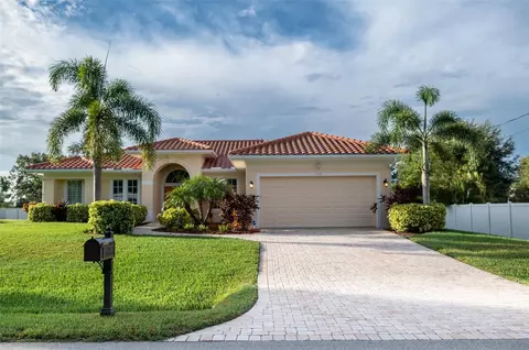 7172 N Leewynn Dr, Sarasota, FL 34240