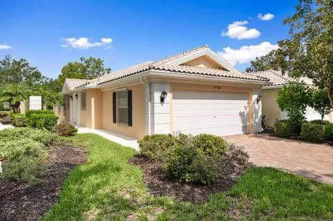 7728 Camminare Dr, Sarasota, FL 34238