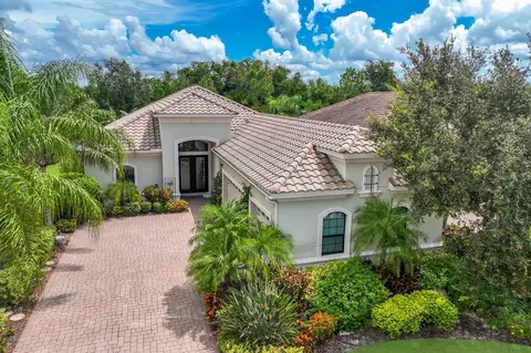 14717 Castle Park Ter, Lakewood Ranch, FL 34202