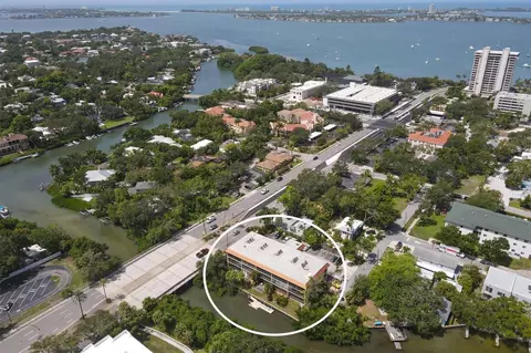 1650 Pine Tree Ln #304, Sarasota, FL 34236