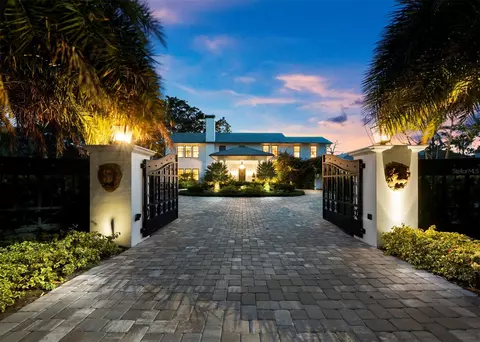 4223 Bay Shore Rd, Sarasota, FL 34234