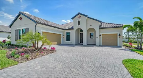 320 Bocelli Dr, North Venice, FL 34275