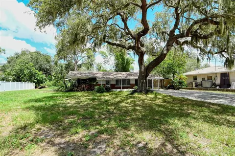1845 Joyce St, Sarasota, FL 34231