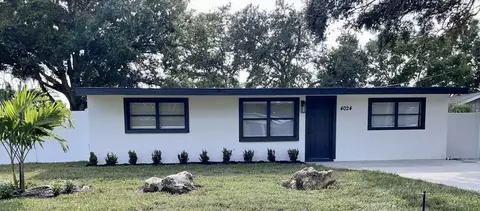 4024 Radnor Pl, Sarasota, FL 34233