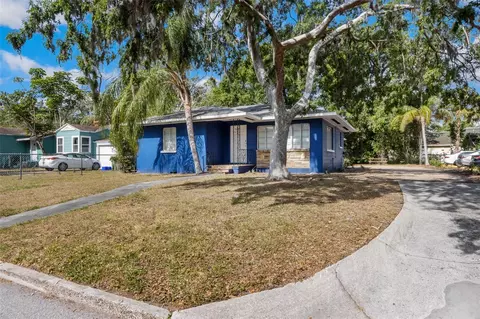 510 33rd St W, Bradenton, FL 34205