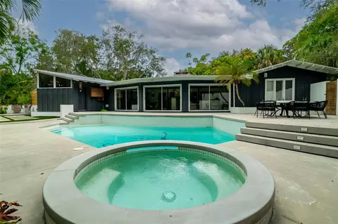 4144 Swift Rd, Sarasota, FL 34231