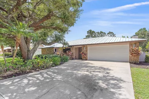 5370 Dominica Cir, Sarasota, FL 34233