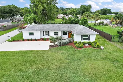 1915 Morningside Dr, Mount Dora, FL 32757