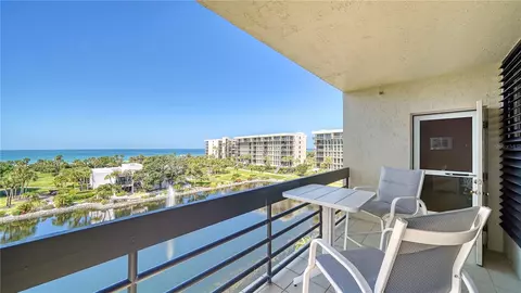 1105 Gulf Of Mexico Dr #404, Longboat Key, FL 34228
