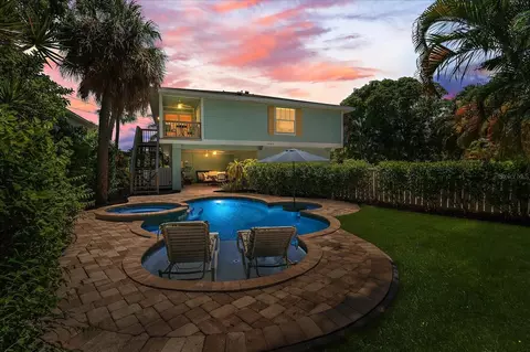 304 58th St #B, Holmes Beach, FL 34217